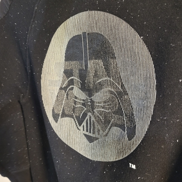 Zara: Starwars Vader Boys 8 Black Long Sleeve Hologram print Sweat Shirt - Picture 3 of 8